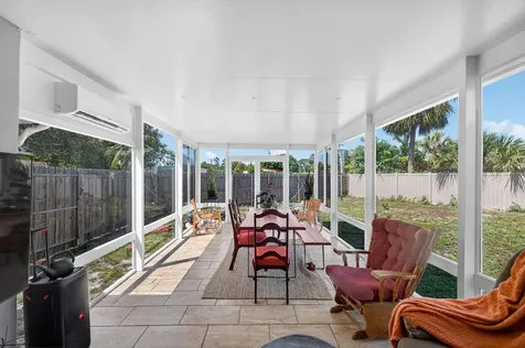 300 SW 25th Avenue Fort Lauderdale FL 33312