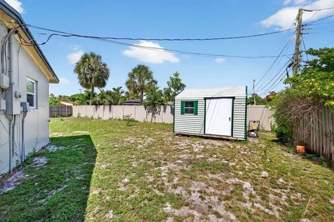 300 SW 25th Avenue Fort Lauderdale FL 33312