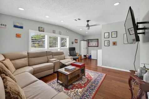 300 SW 25th Avenue Fort Lauderdale FL 33312