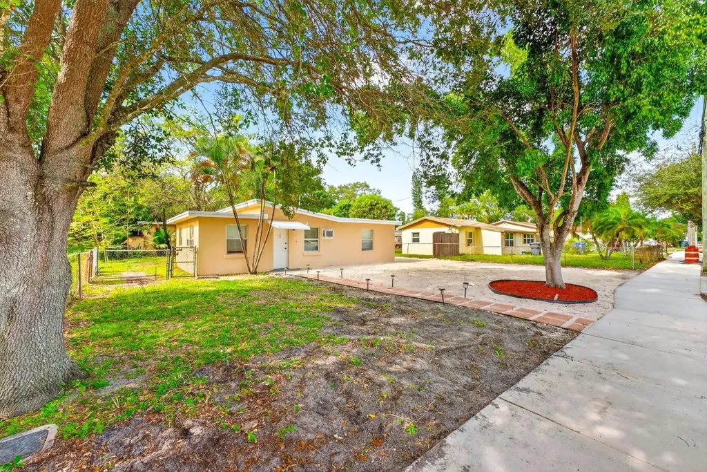 1534 N 58th Avenue Hollywood FL 33021