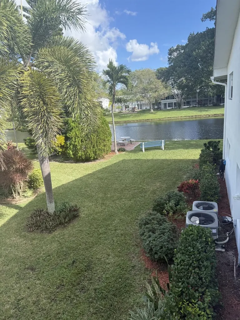 39 Tilford B Deerfield Beach FL 33442
