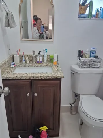 338 SW 15th Street Dania Beach FL 33004