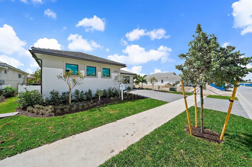 9513 St Germain Drive Palm Beach Gardens FL 33412