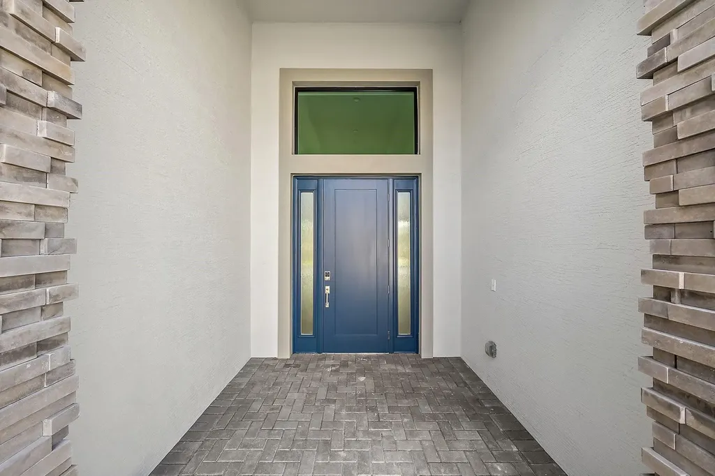 9513 St Germain Drive Palm Beach Gardens FL 33412