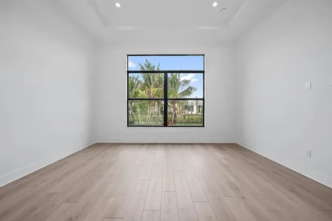 9513 St Germain Drive Palm Beach Gardens FL 33412