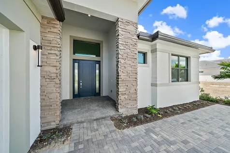 9513 St Germain Drive Palm Beach Gardens FL 33412