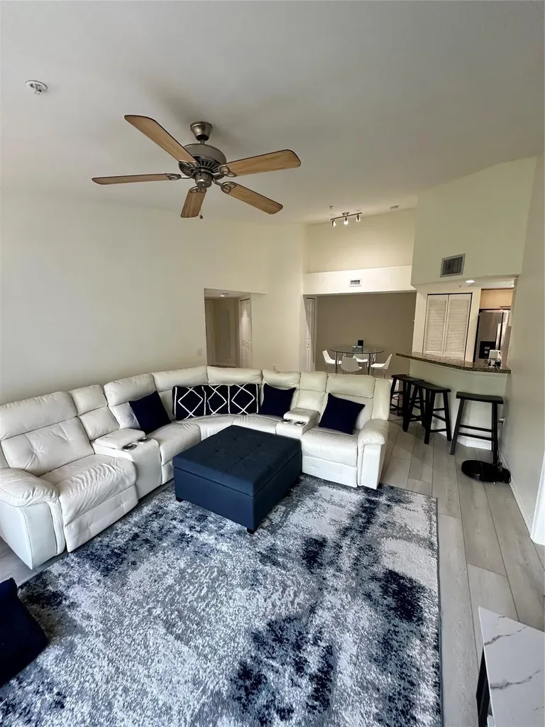 2131 SE 10th Avenue Fort Lauderdale FL 33316