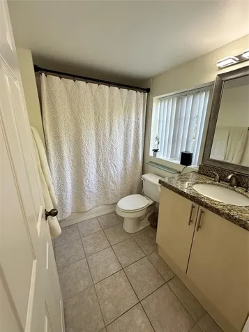2131 SE 10th Avenue Fort Lauderdale FL 33316
