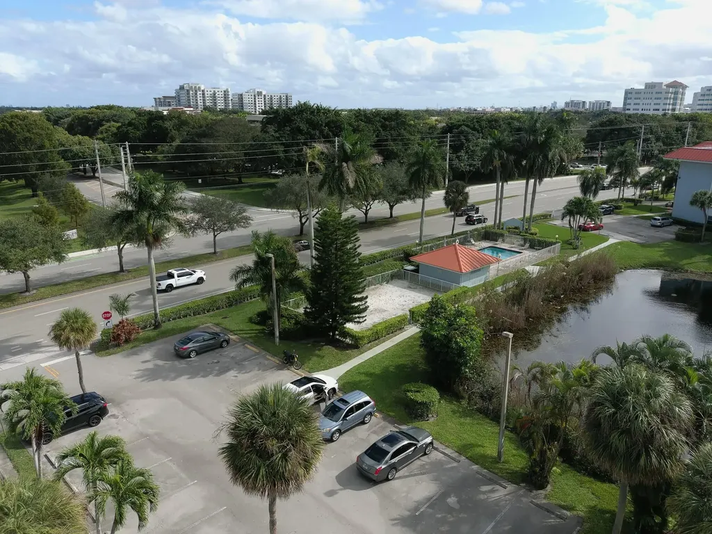 505 S Pine Island Road Fort Lauderdale FL 33324