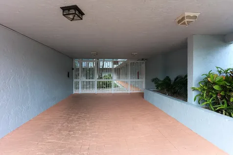 505 S Pine Island Road Fort Lauderdale FL 33324