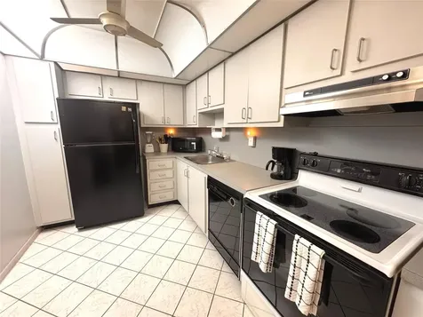 7950 W Mcnab Road Tamarac FL 33321