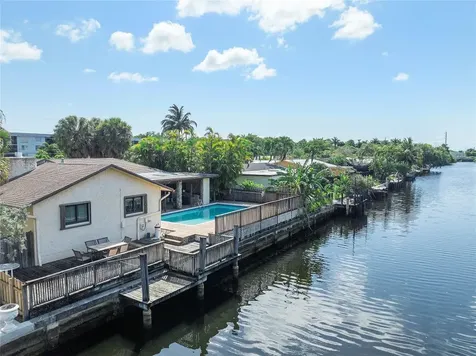 1678 NW 36th Court Oakland Park FL 33309