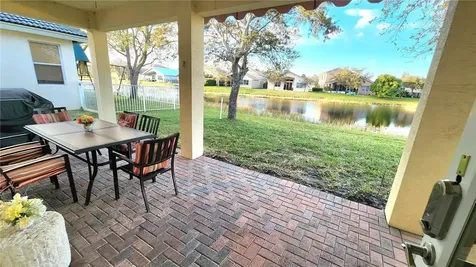 1807 SW Jamesport Drive Port St Lucie FL 34953