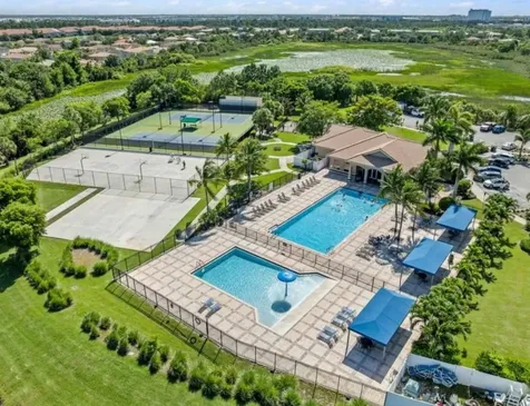 1807 SW Jamesport Drive Port St Lucie FL 34953