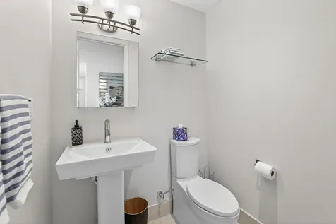 612 Bayshore Drive Fort Lauderdale FL 33304
