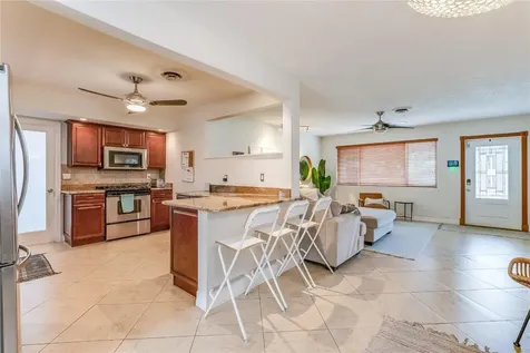 1512 E Hawthorne Circle Hollywood FL 33021