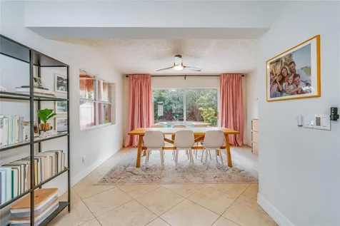 1512 E Hawthorne Circle Hollywood FL 33021