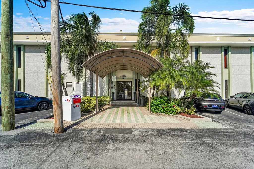 1400 E Oakland Park Boulevard Oakland Park FL 33334