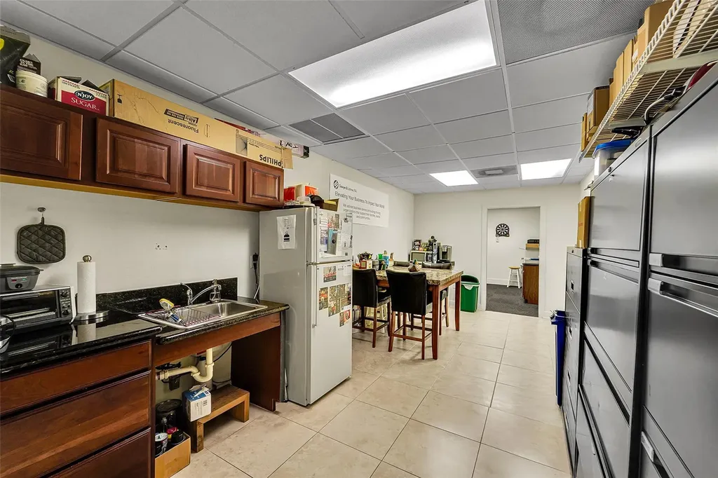 1400 E Oakland Park Boulevard Oakland Park FL 33334