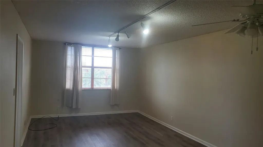3910 Crystal Lake Drive Deerfield Beach FL 33064