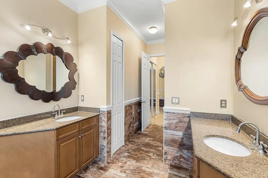 2081 SW Bayshore Boulevard Port St Lucie FL 34984