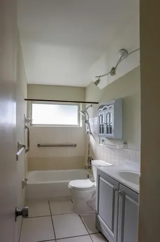 4513 NW 44th Street Tamarac FL 33319