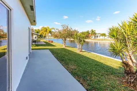 4513 NW 44th Street Tamarac FL 33319