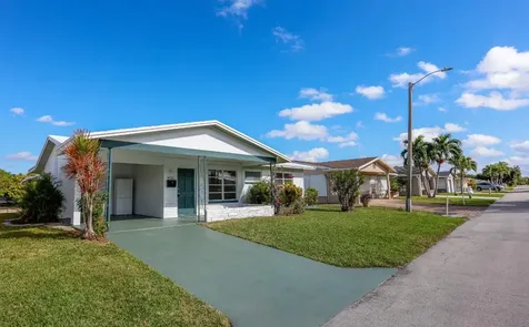 4513 NW 44th Street Tamarac FL 33319