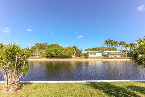 4513 NW 44th Street Tamarac FL 33319