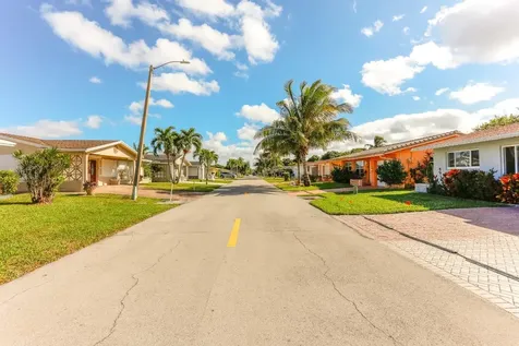 4513 NW 44th Street Tamarac FL 33319