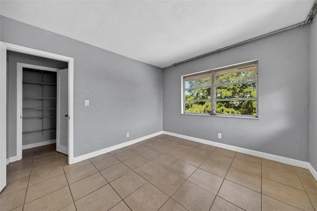 1900 NE 8th Court Fort Lauderdale FL 33304