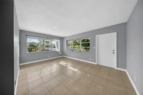 1900 NE 8th Court Fort Lauderdale FL 33304
