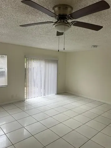 950 SW 74th Avenue North Lauderdale FL 33068