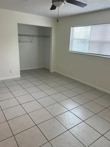 950 SW 74th Avenue North Lauderdale FL 33068