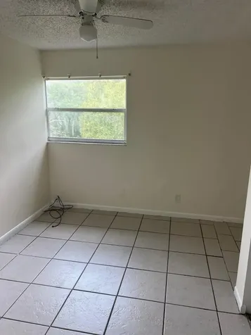 950 SW 74th Avenue North Lauderdale FL 33068