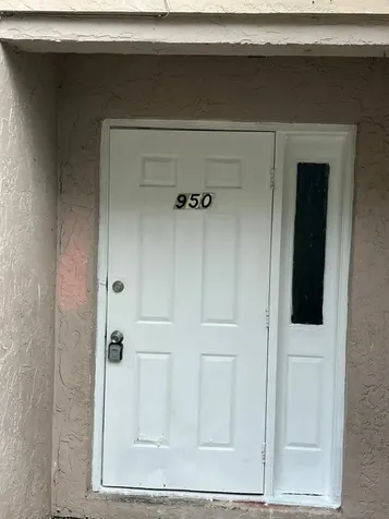 950 SW 74th Avenue North Lauderdale FL 33068