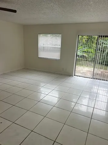 950 SW 74th Avenue North Lauderdale FL 33068