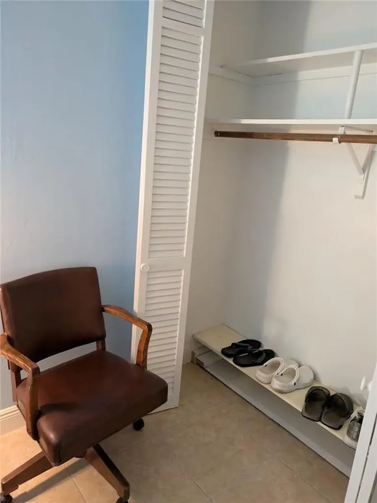 2115 NE 42nd Court Lighthouse Point FL 33064