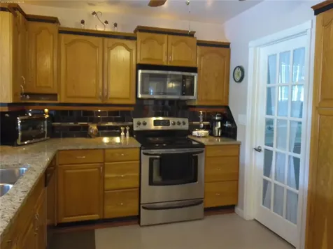 4600 NW 43rd Street Lauderdale Lakes FL 33319