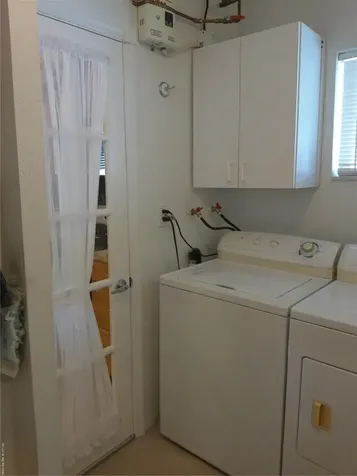 4600 NW 43rd Street Lauderdale Lakes FL 33319