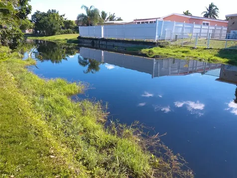 4600 NW 43rd Street Lauderdale Lakes FL 33319