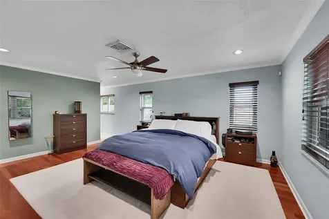 3999 NE 15th Avenue Oakland Park FL 33334