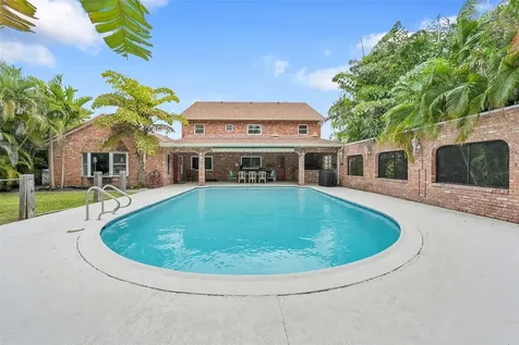3999 NE 15th Avenue Oakland Park FL 33334