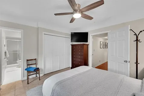 3999 NE 15th Avenue Oakland Park FL 33334