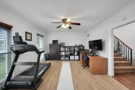 3999 NE 15th Avenue Oakland Park FL 33334