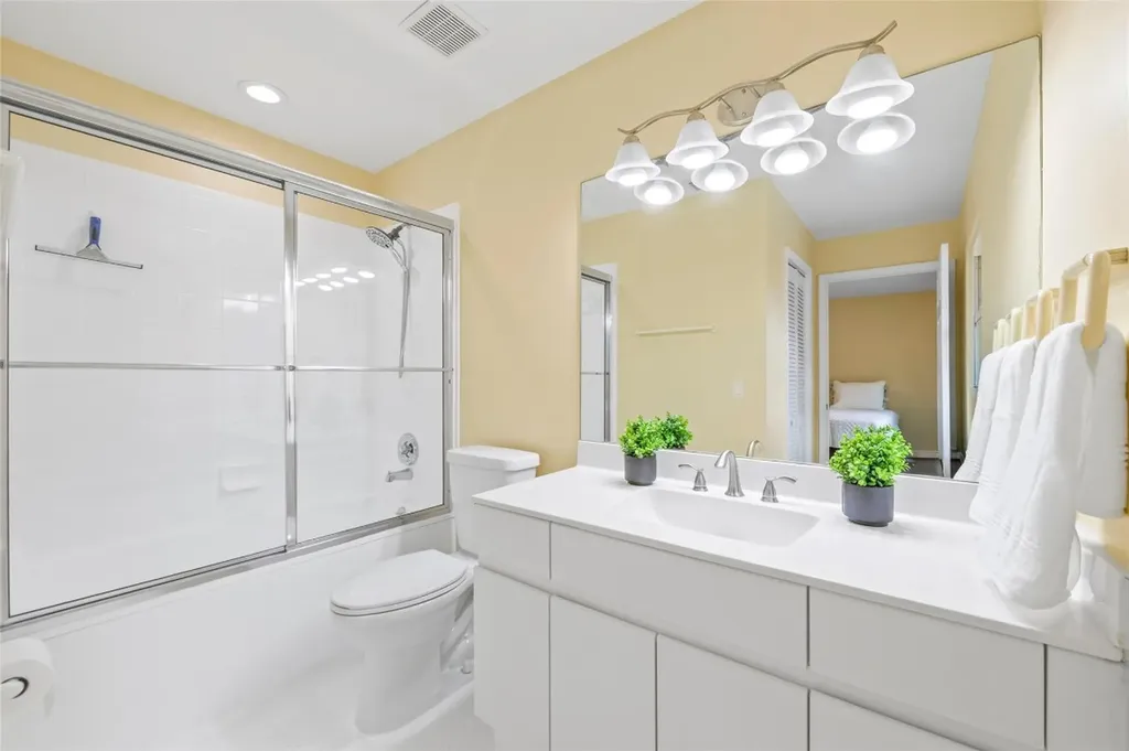 608 Misty Oaks Lane Pompano Beach FL 33069