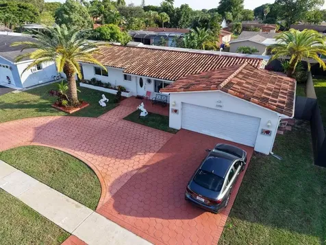 11040 NW 16th Street Pembroke Pines FL 33026