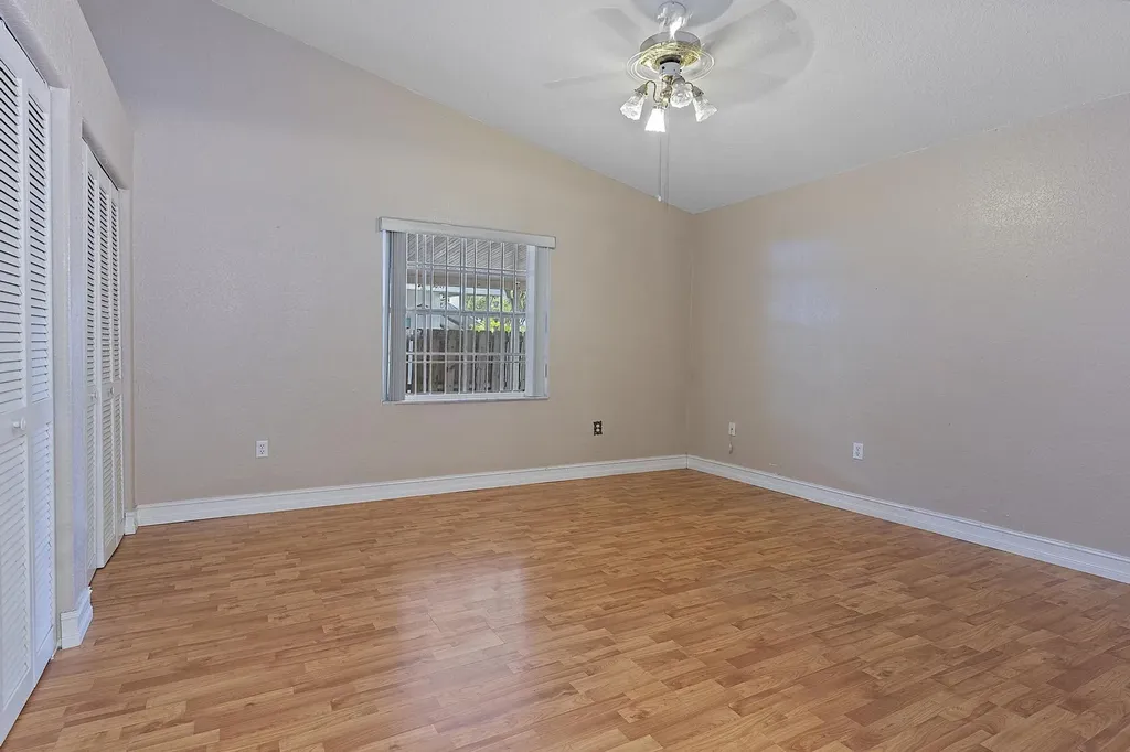 3201 W 76th Street Hialeah FL 33018
