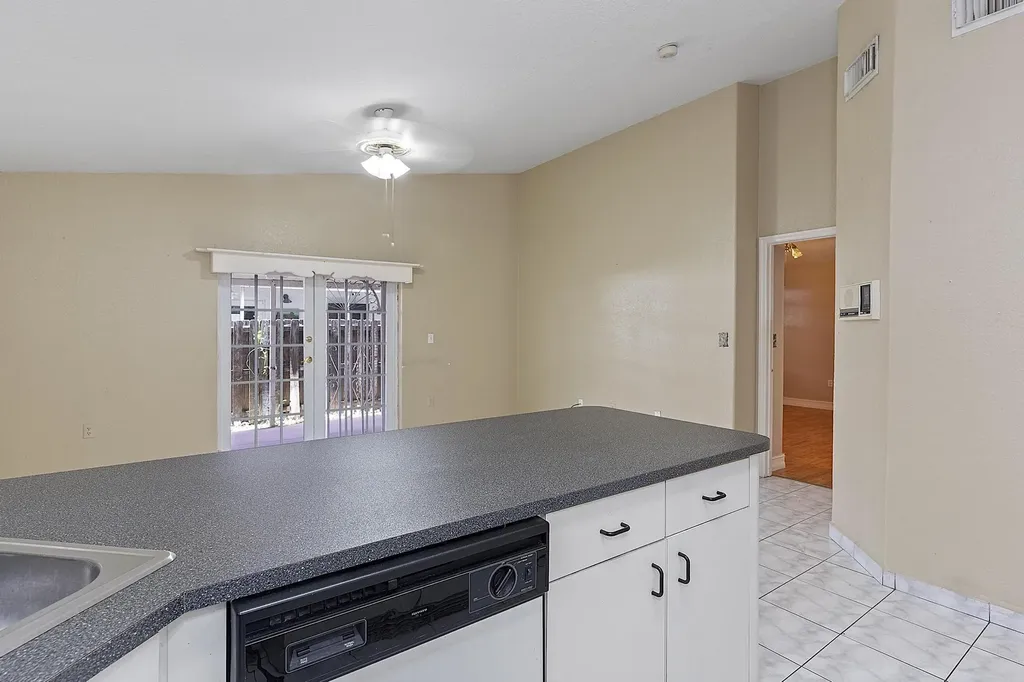 3201 W 76th Street Hialeah FL 33018