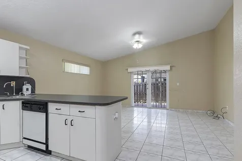 3201 W 76th Street Hialeah FL 33018